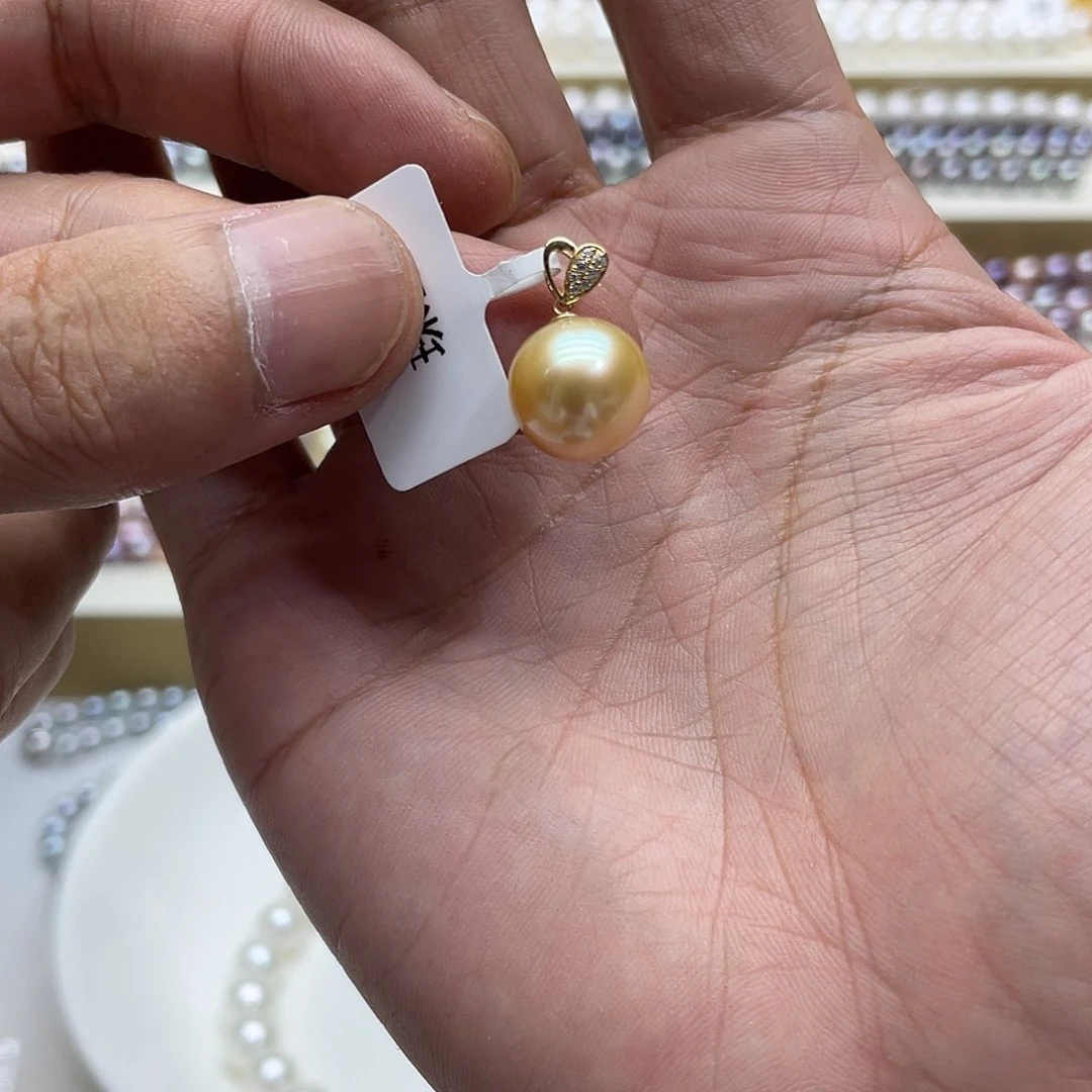 海水珍珠18K金镶嵌颈饰