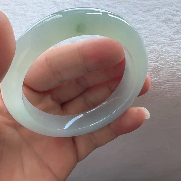 翡翠未镶嵌手镯糯冰起胶