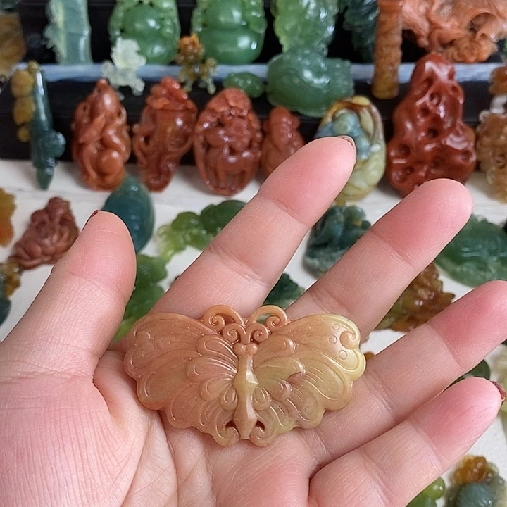 未镶嵌蛇纹石玉颈饰