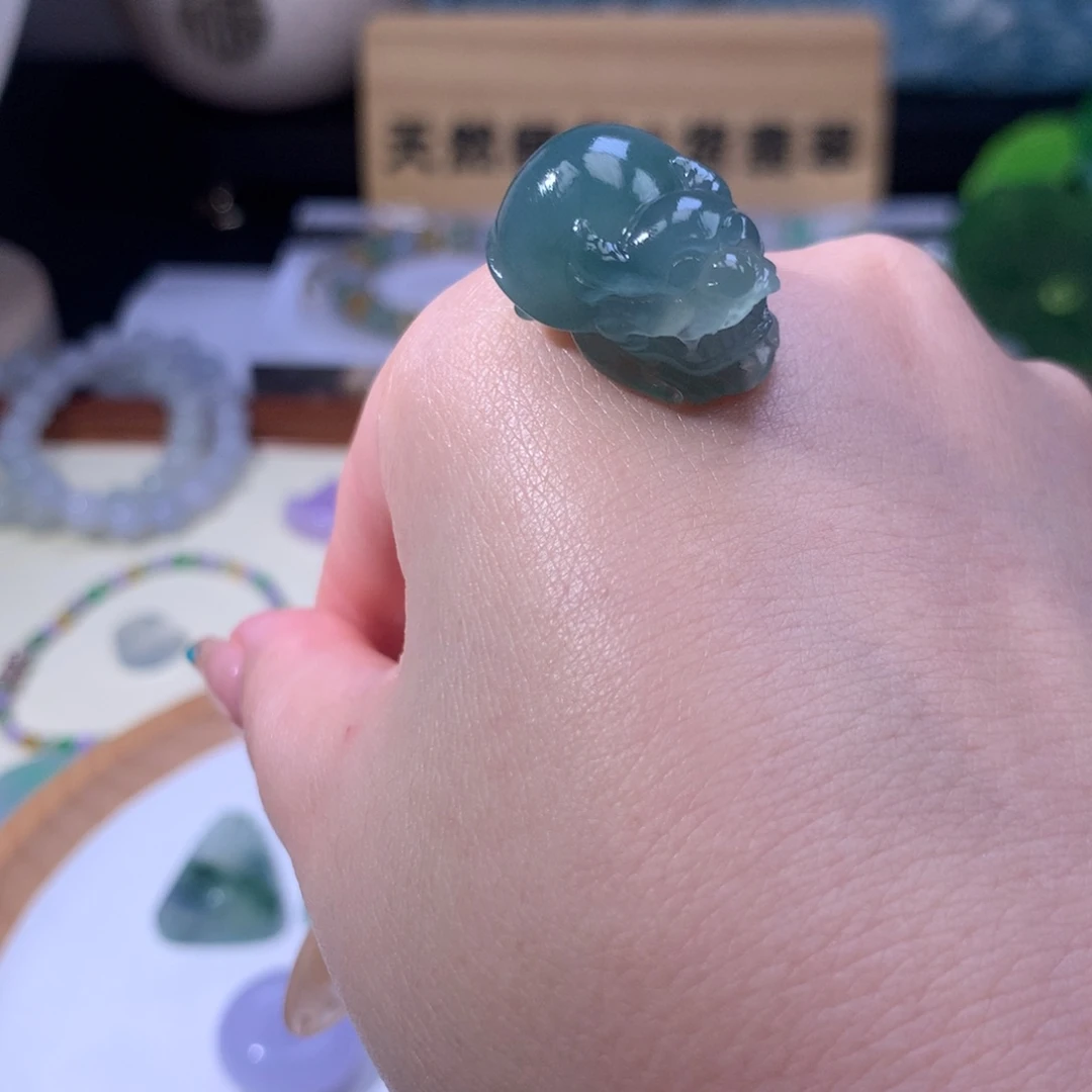 未镶嵌定制翡翠貔貅