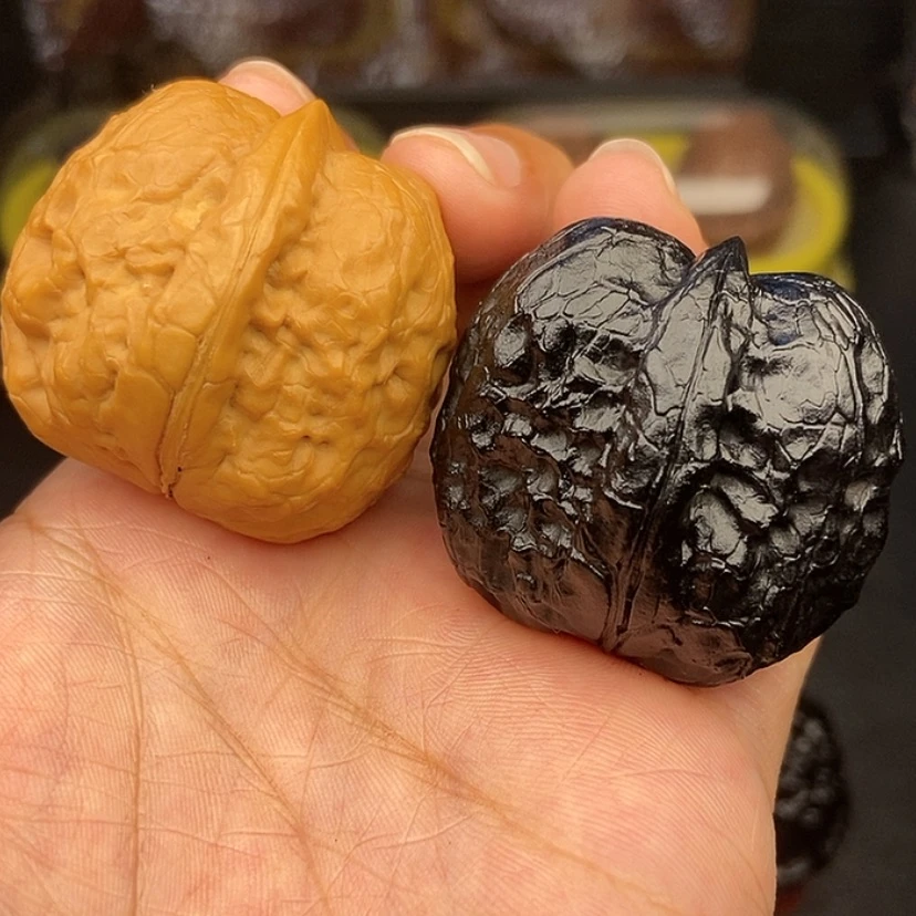 【闪购商品】文玩核桃把件38尺帝王筋元宝