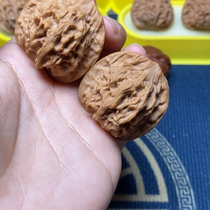 文玩核桃天地二爷帽39