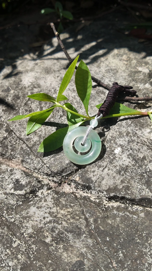 非洲翠天然A级精品子母扣吊坠