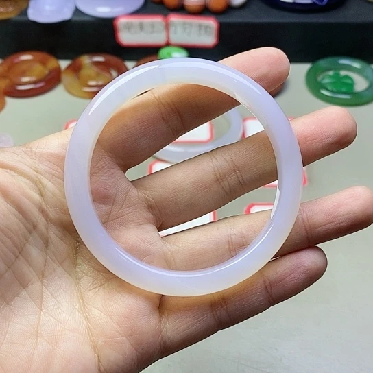 玛瑙/玉髓吊坠(不含链)未镶嵌废****?