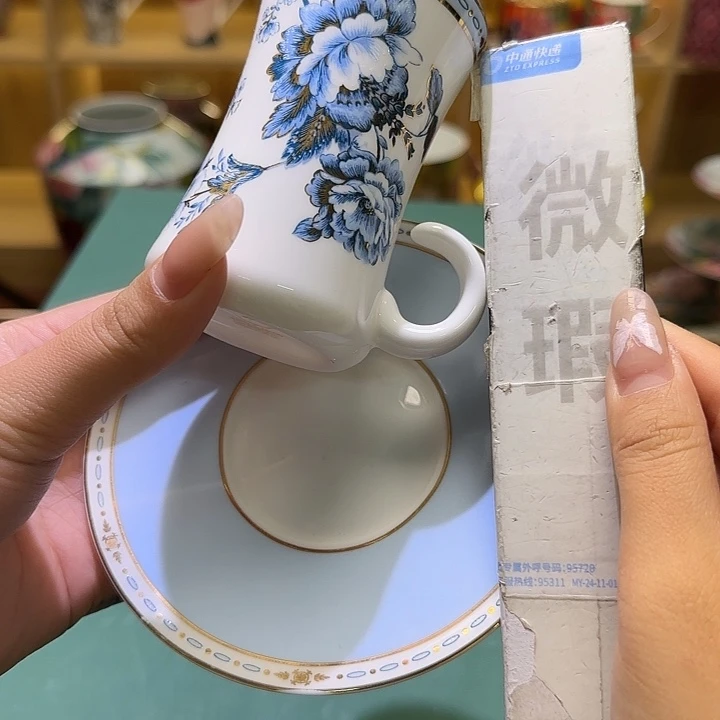 L***✱骨瓷实付满10包邮哈