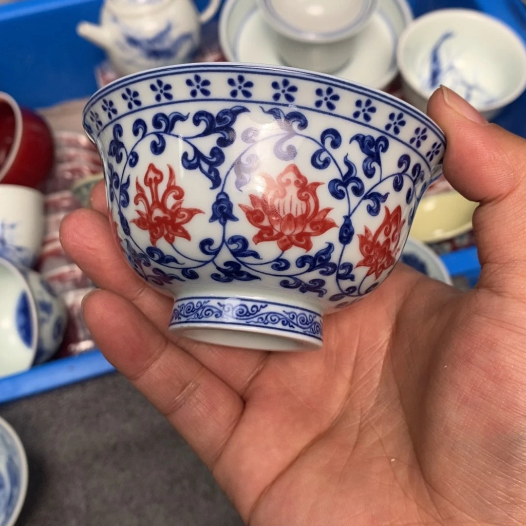 景德镇当代工艺品120毫升大的