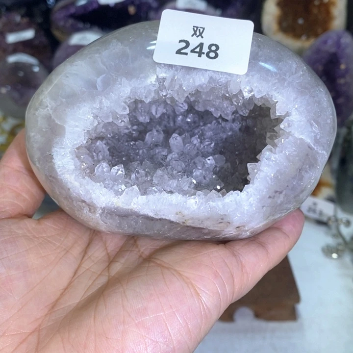 未镶嵌水晶大型摆件（非配饰）