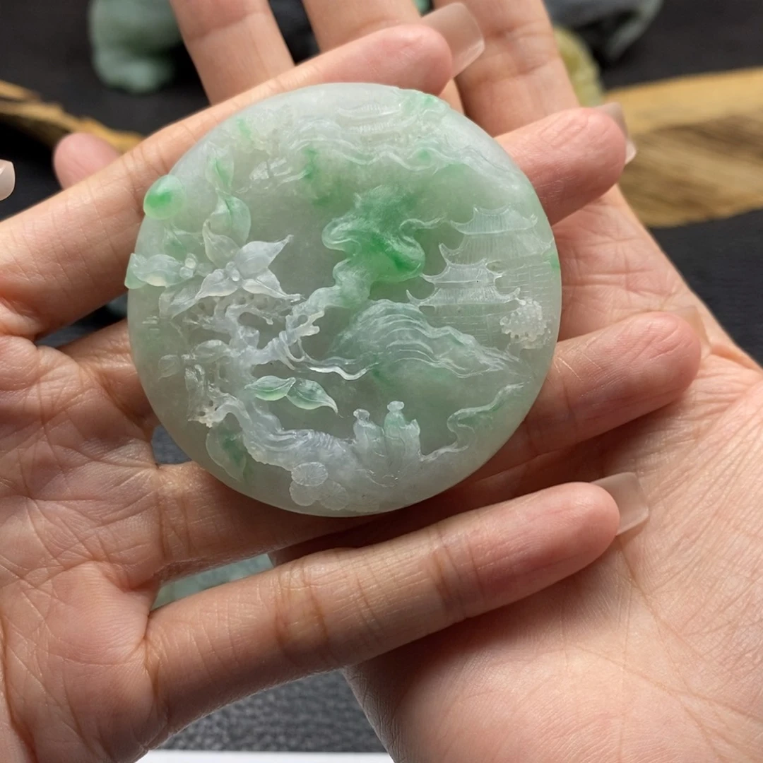 玉***米定制翡翠未镶嵌山水