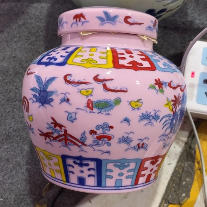 盖碗陶瓷红稀土斗彩鸡天字罐