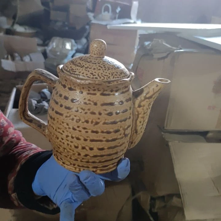 摆件陶瓷盘子碗啥都有