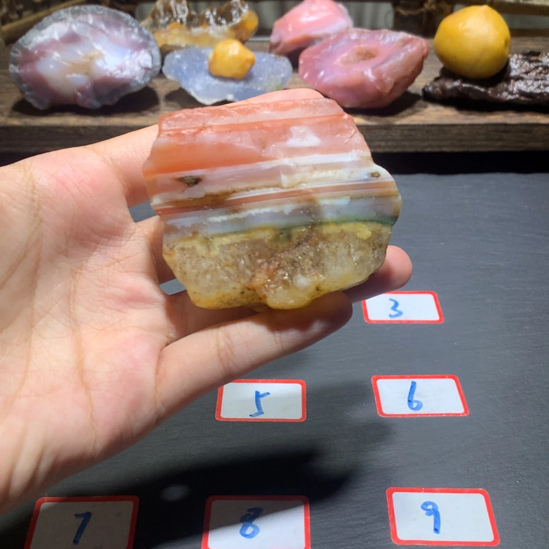 未镶嵌玛瑙/玉髓珠宝奇石