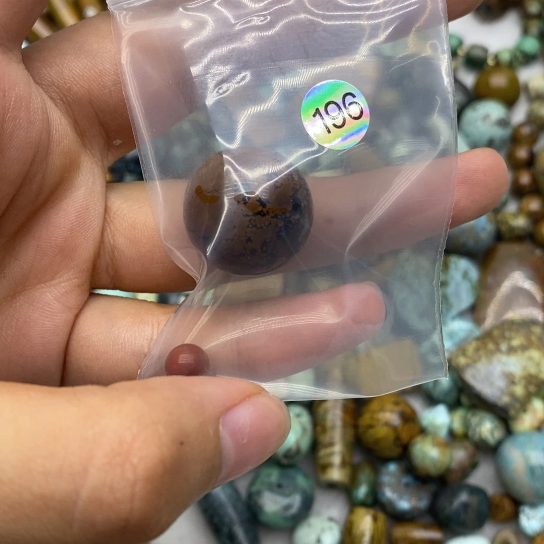 ****精南红玛瑙未镶嵌挂件