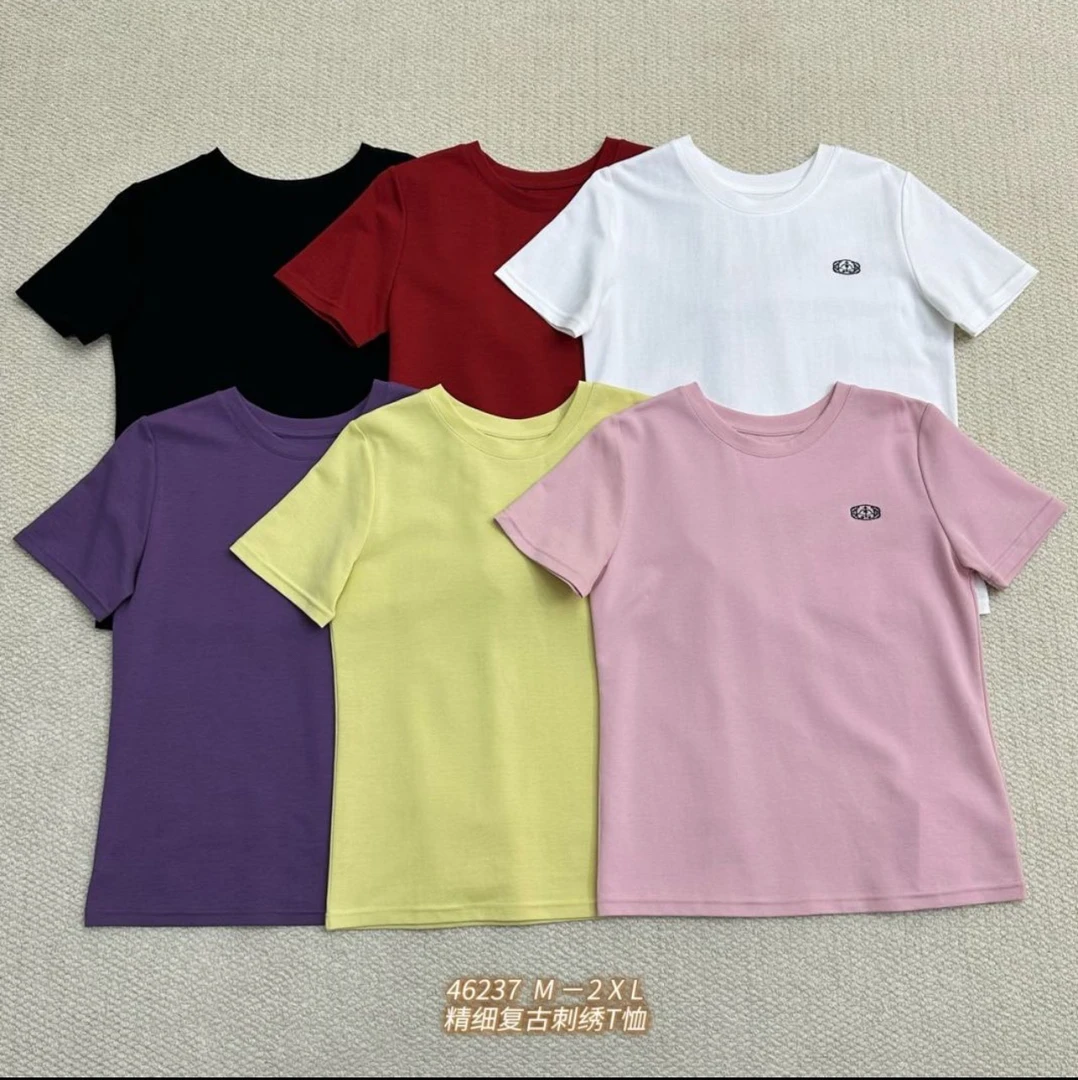 乐缘L春款精致复古刺绣T恤
