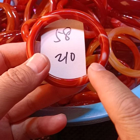 玛瑙/玉髓未镶嵌手镯