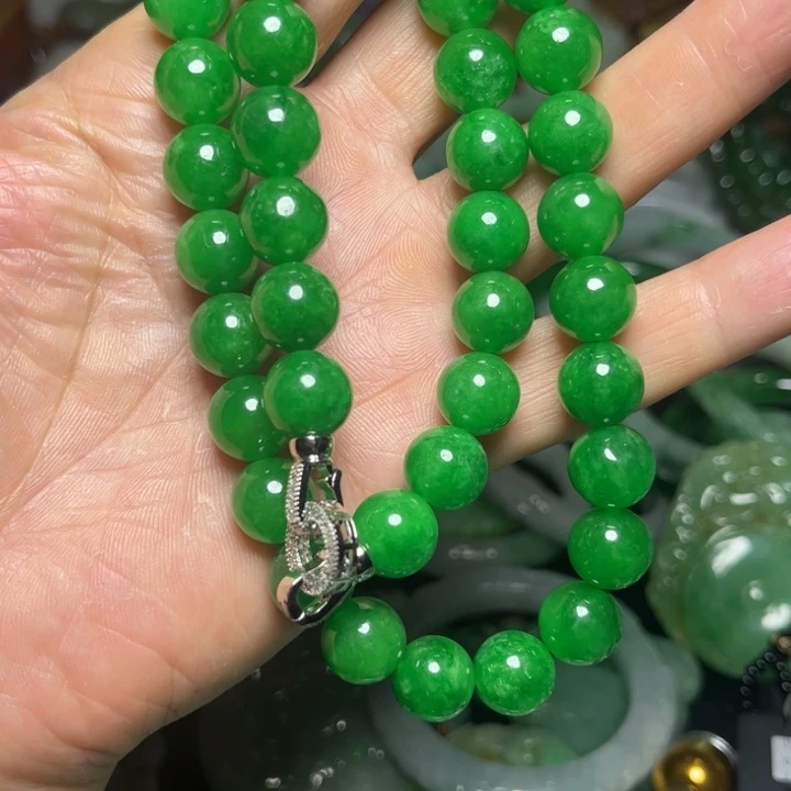 鑫***垚翡翠未镶嵌颈饰谢谢大家的支持