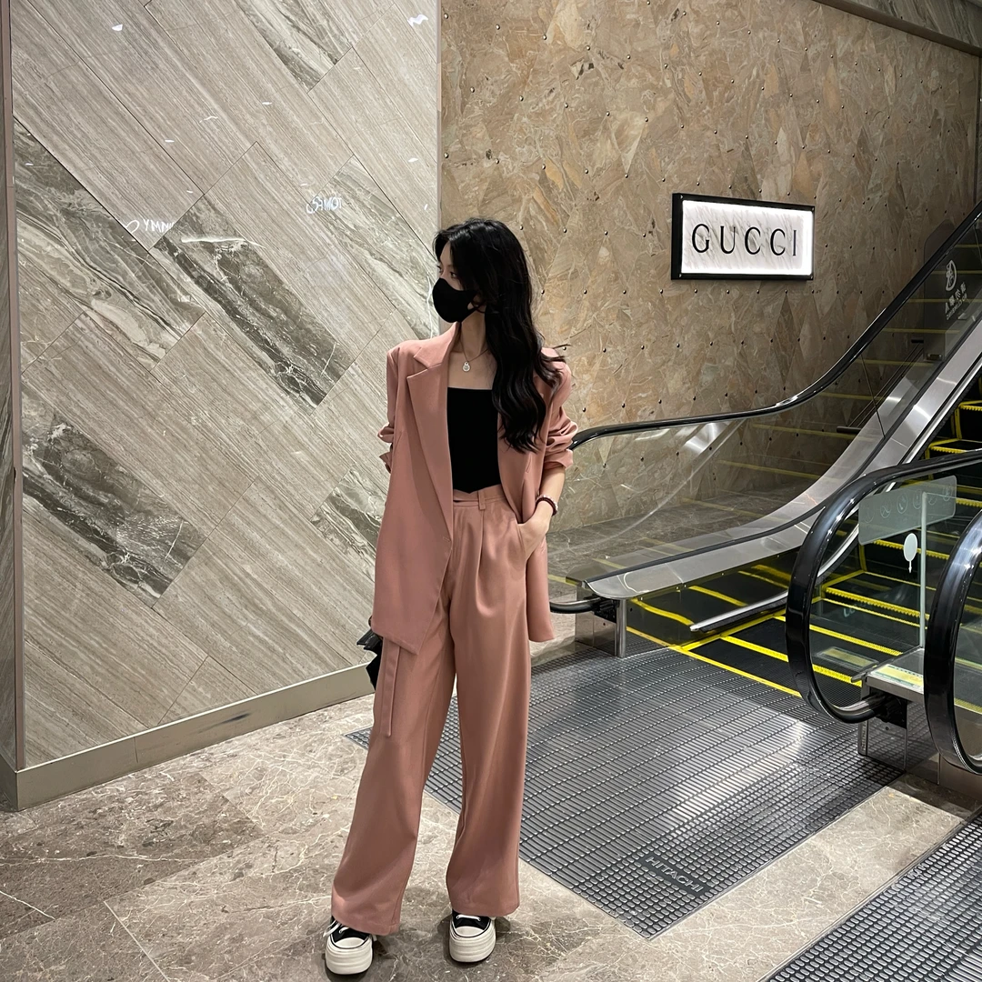 【XZ228】春装新款宽松高级感气质西装女粉廓形西装阔腿裤三件套