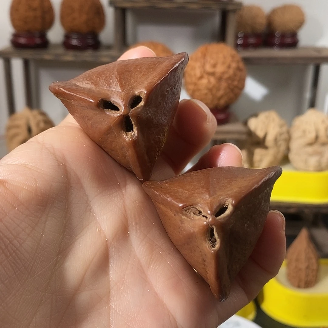 吊坠文玩核桃三角橄榄45