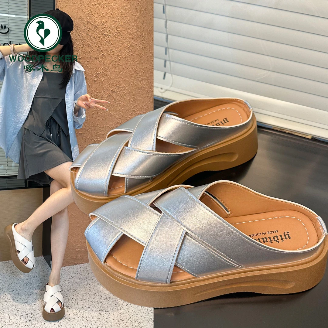啄木鸟包头半拖鞋女外穿增高厚底勃肯鞋2025新款一脚蹬懒人穆勒鞋