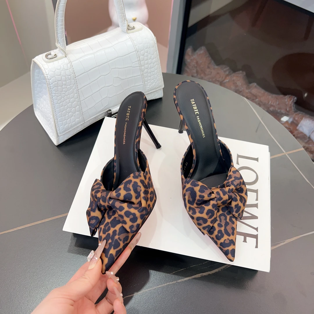 2025夏季新款包头半拖鞋女细跟尖头蝴蝶结豹纹凉鞋外穿0185370