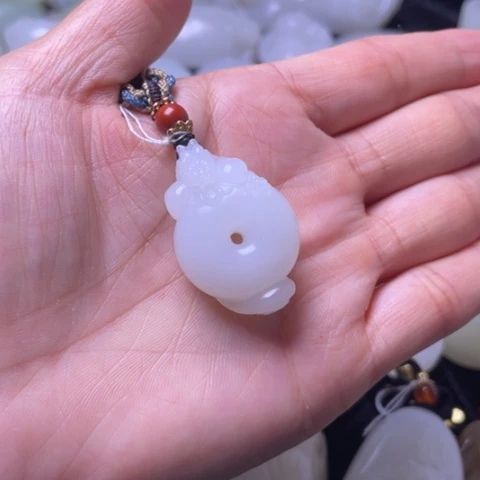 和田玉未镶嵌吊坠(不含链)