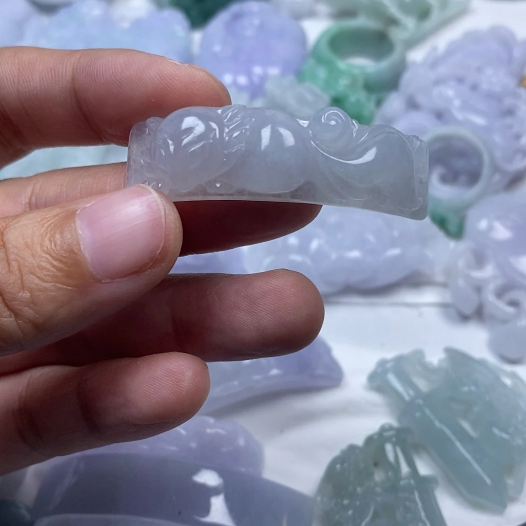 颈饰未镶嵌翡翠花*翡翠