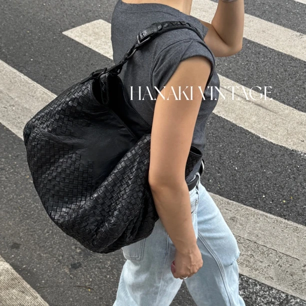 95新 BOTTEGA VENETA/葆蝶家 花绮中古/BV黑色编织hobo单肩包