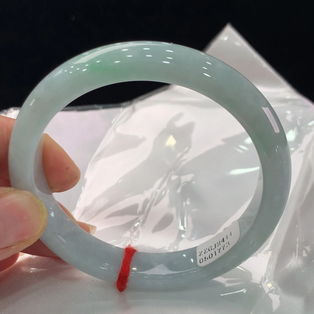 翡翠手镯未镶嵌缅甸 A货 翡翠 手镯