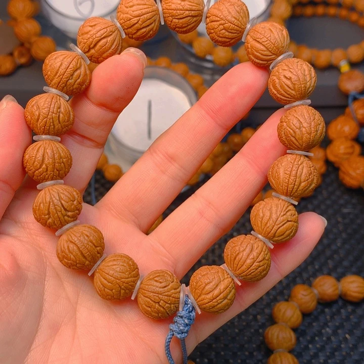 桃核吊坠别****感满天星妮妮