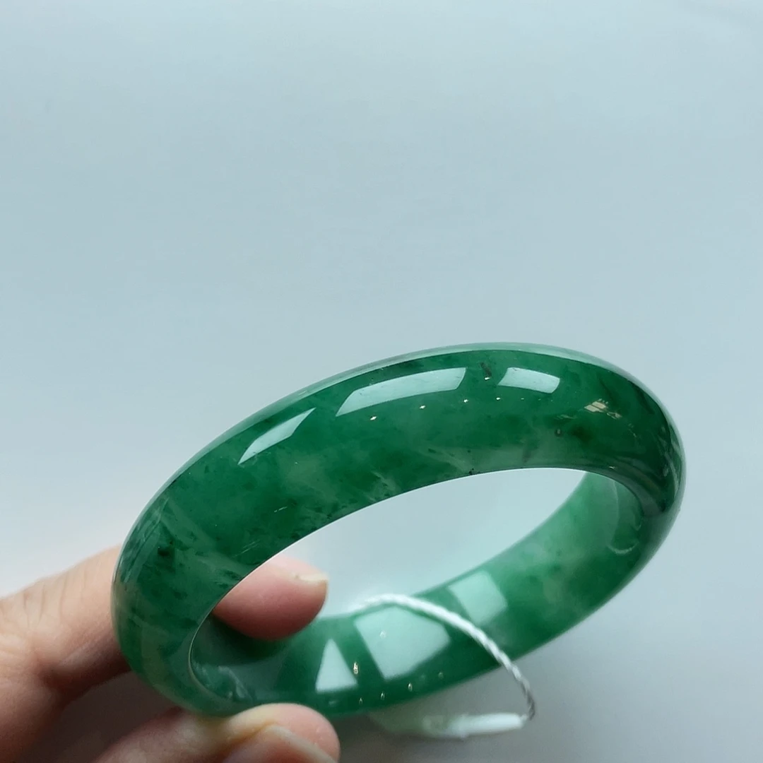 未镶嵌手镯石英质玉
