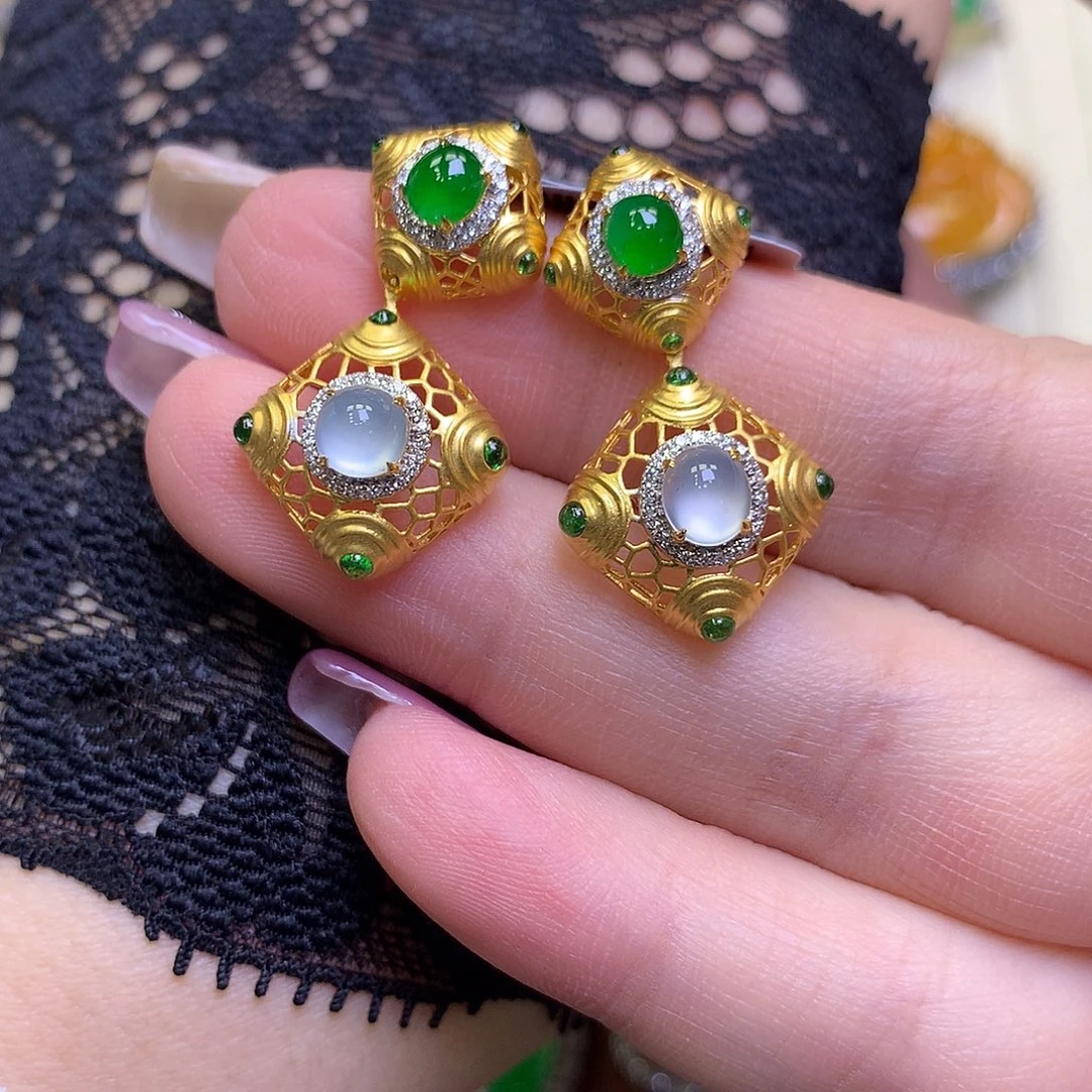 翡翠18K金镶嵌耳饰