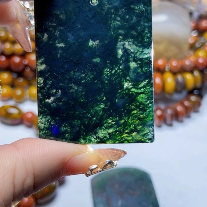 玛瑙/玉髓颈饰未镶嵌逗**裁