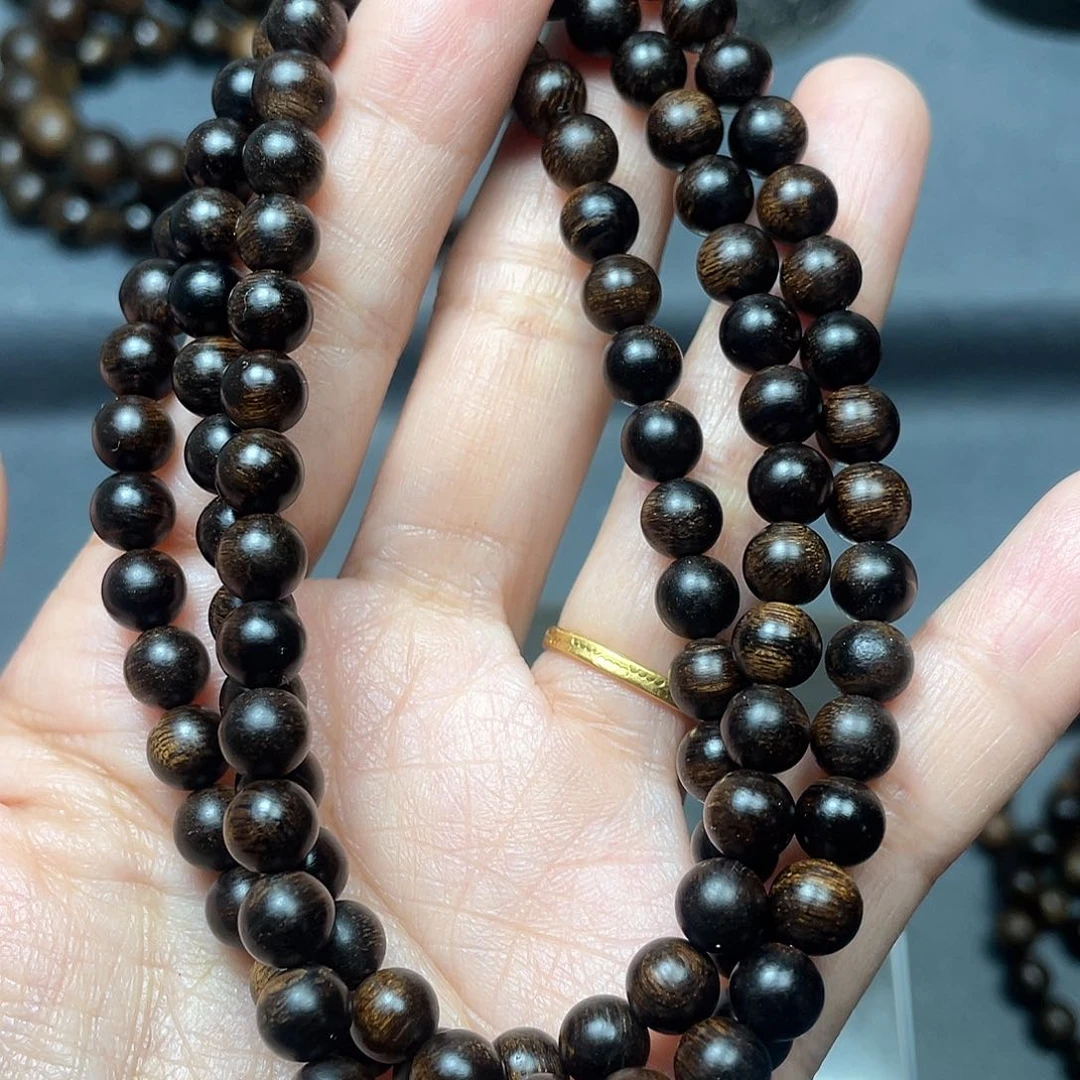 沉香手串白棋瘤疤0.6