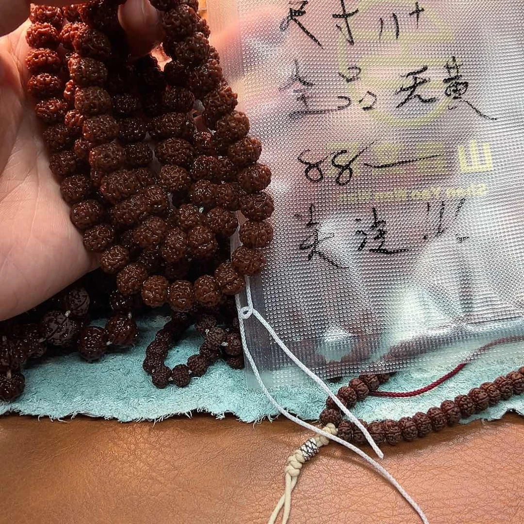 吊坠金刚菩提红方印108-11