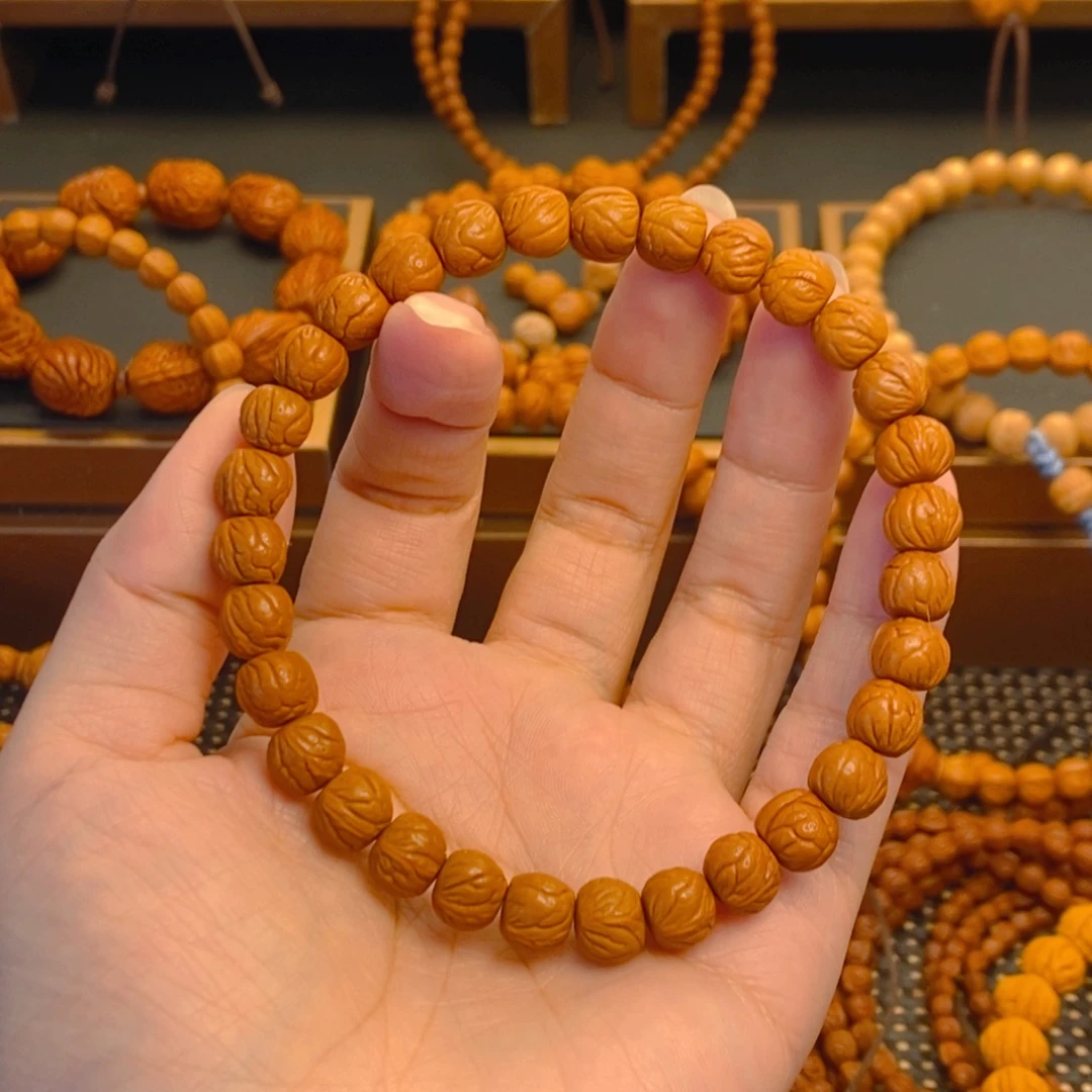 历***练吊坠桃核秦岭森林09