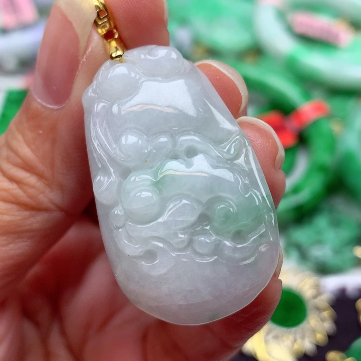 翡翠银S925镶嵌颈饰翡翠