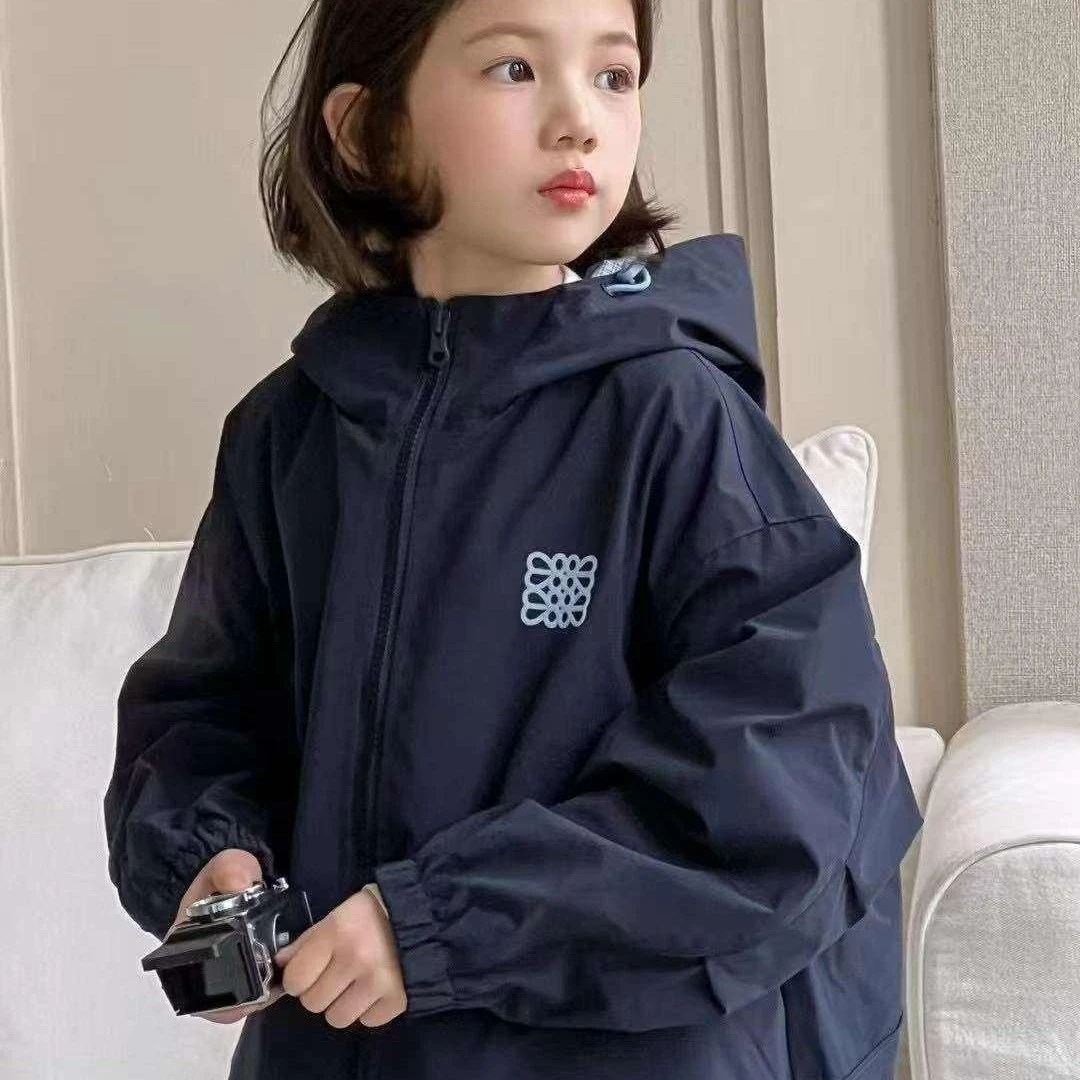 YY波拉女童连帽外套2025秋款儿童洋气防风冲锋衣女童拉链夹克上衣