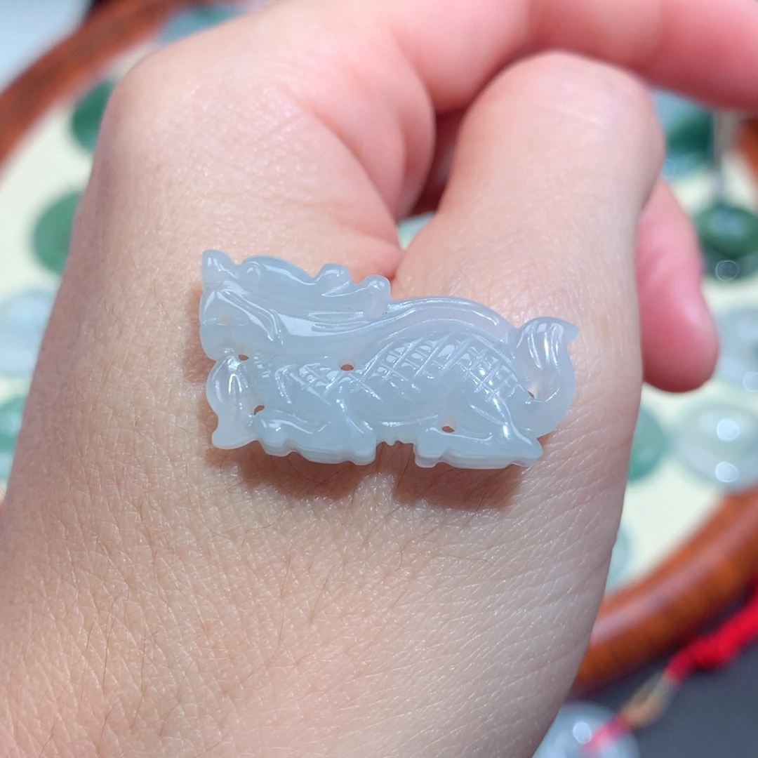 翡翠未镶嵌颈饰翡翠吊坠