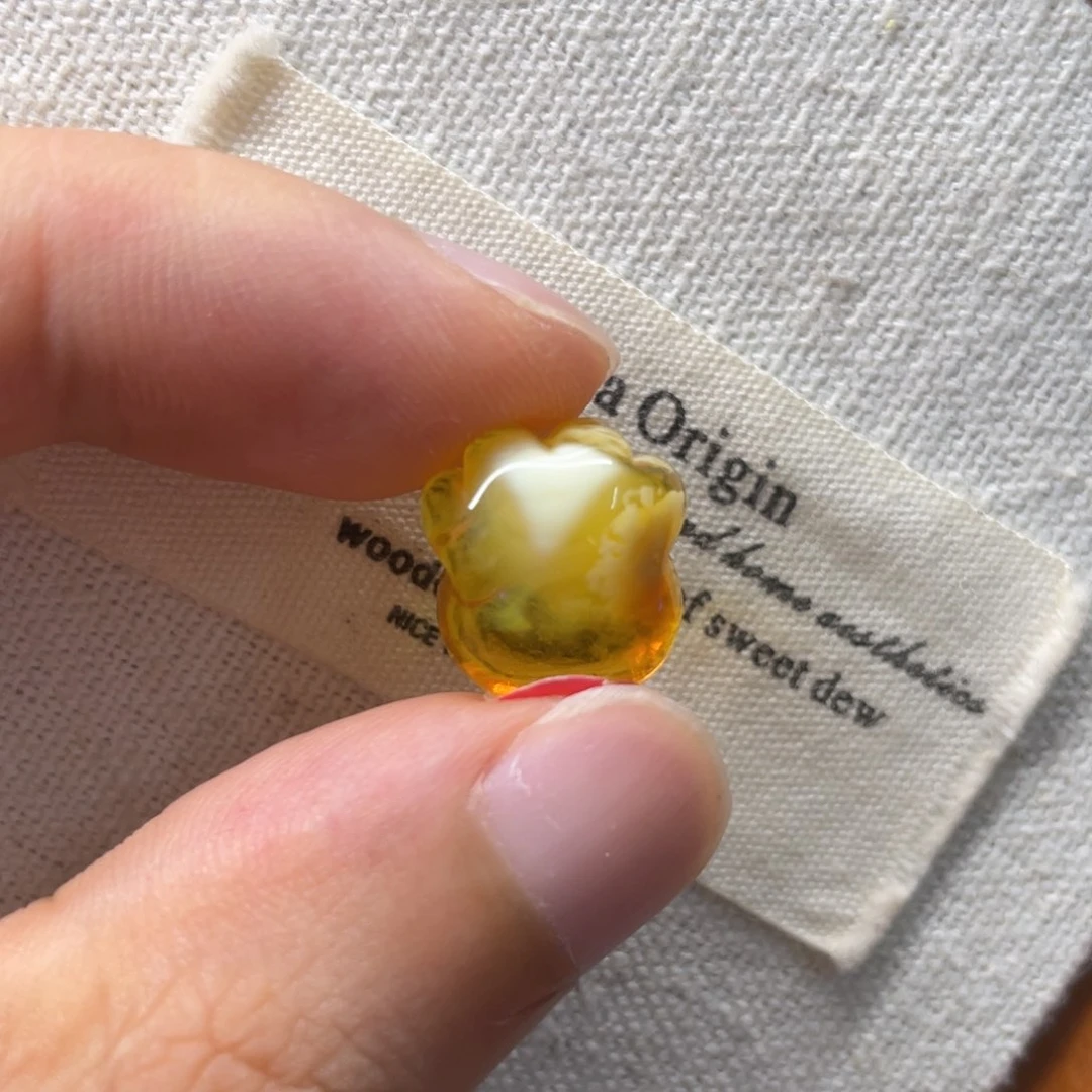 未镶嵌琥珀裸石爪爪