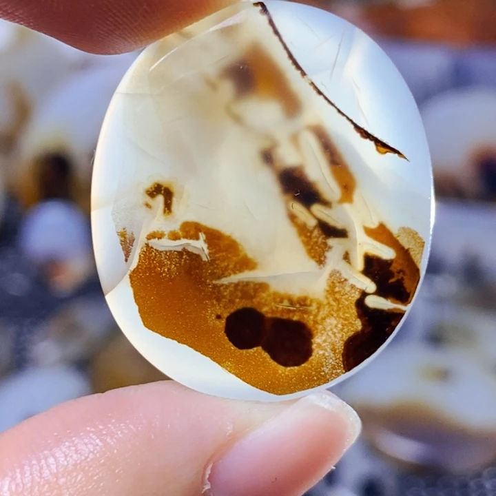 玛瑙/玉髓未镶嵌珠宝半成品