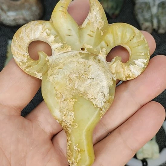 把件龙脊菩提物件优美，欢迎咨询