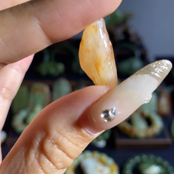 和田玉未镶嵌吊坠(不含链)