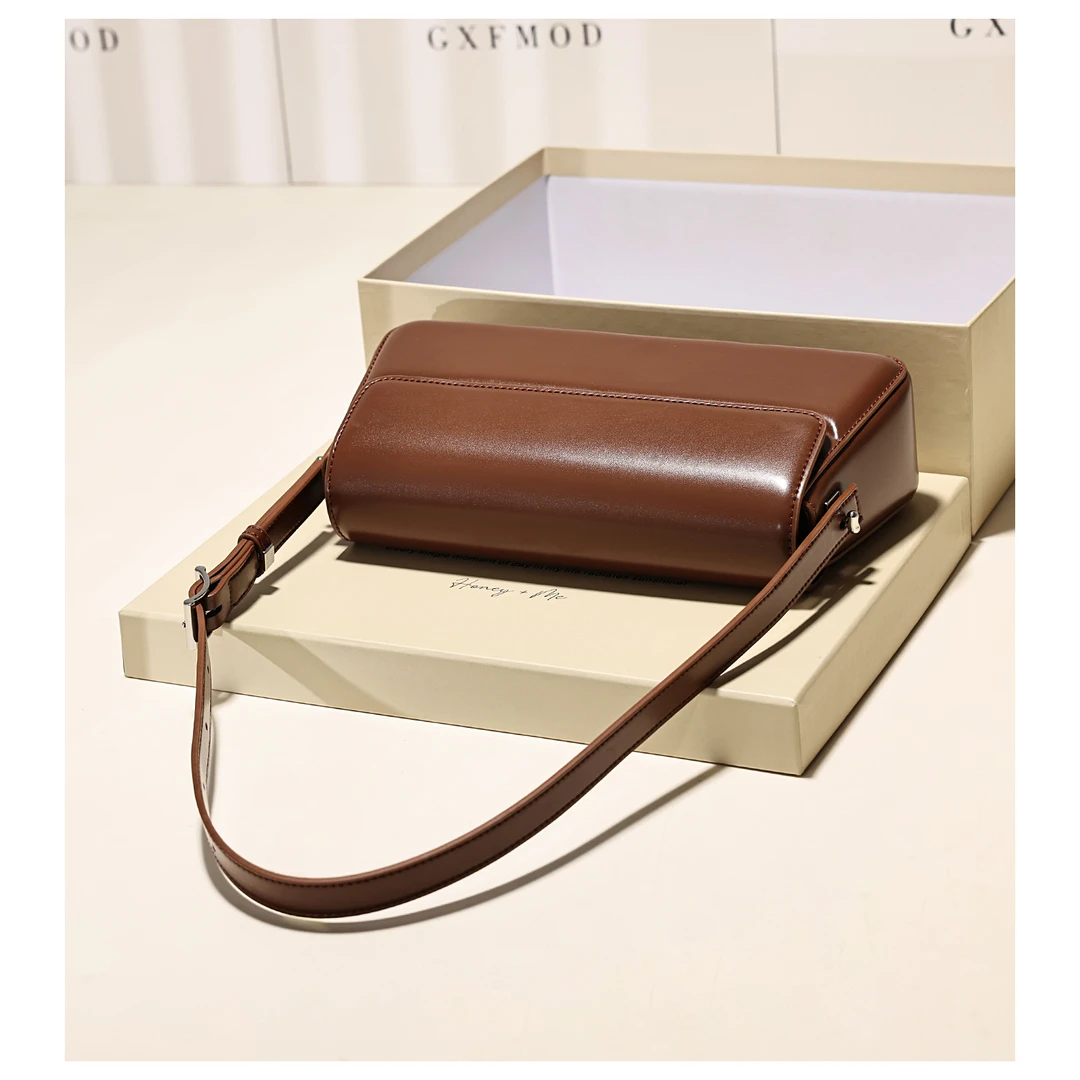 GXFMOD 小众品牌真皮通勤法棍包2025秋冬流行腋下包单肩斜挎女包