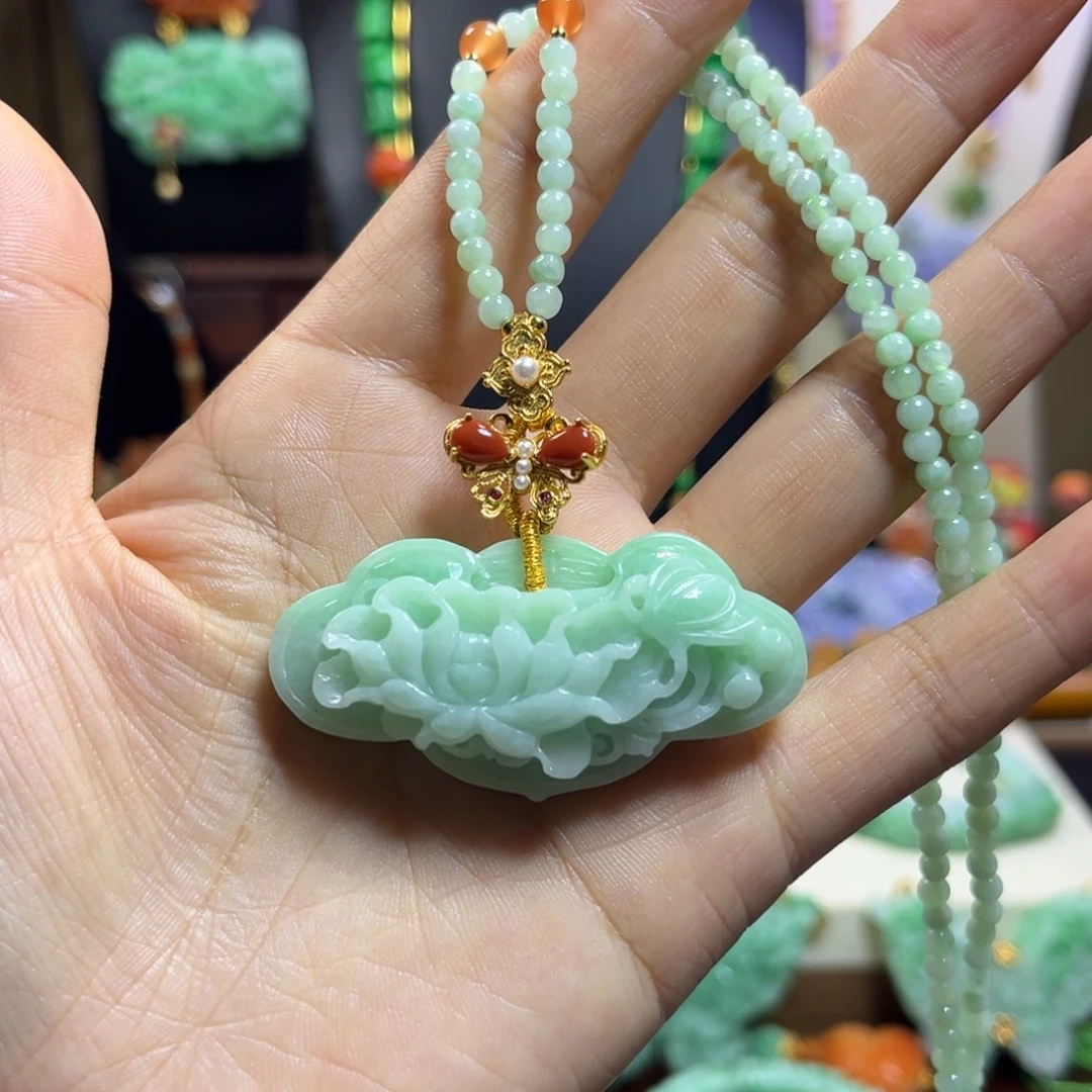 翡翠未镶嵌颈饰天然翡翠