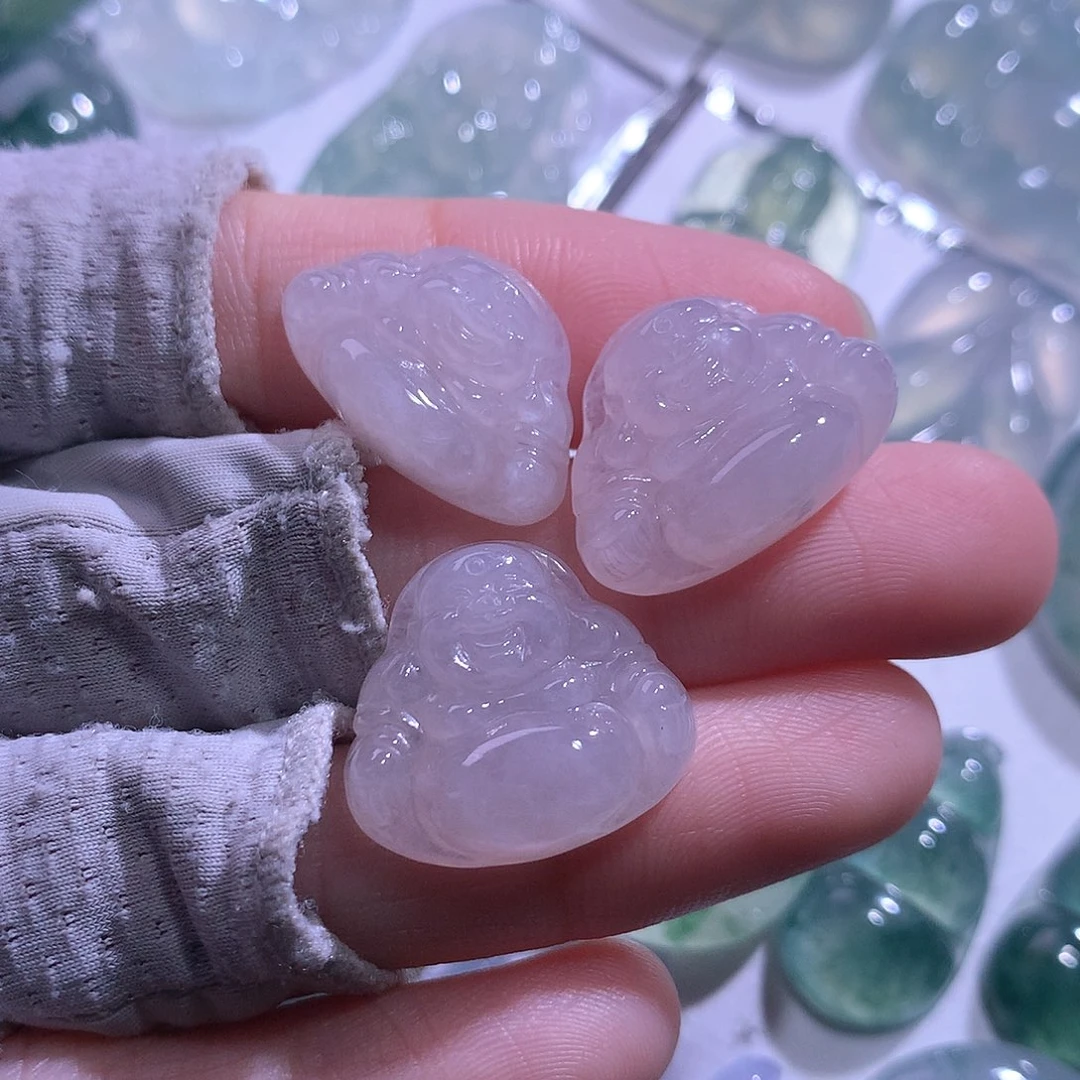 颈饰未镶嵌翡翠一手