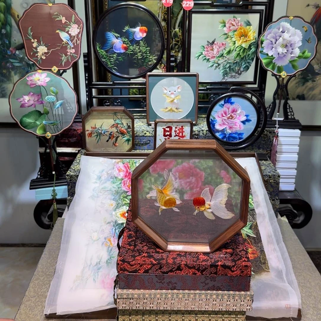 刺绣刺绣工艺精湛