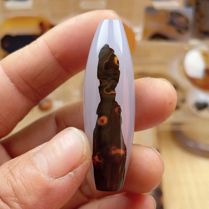 玛瑙/玉髓吊坠未镶嵌小*哥