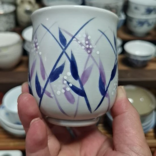 新号开播，持续放漏，中古品默认微瑕，满十八包邮。