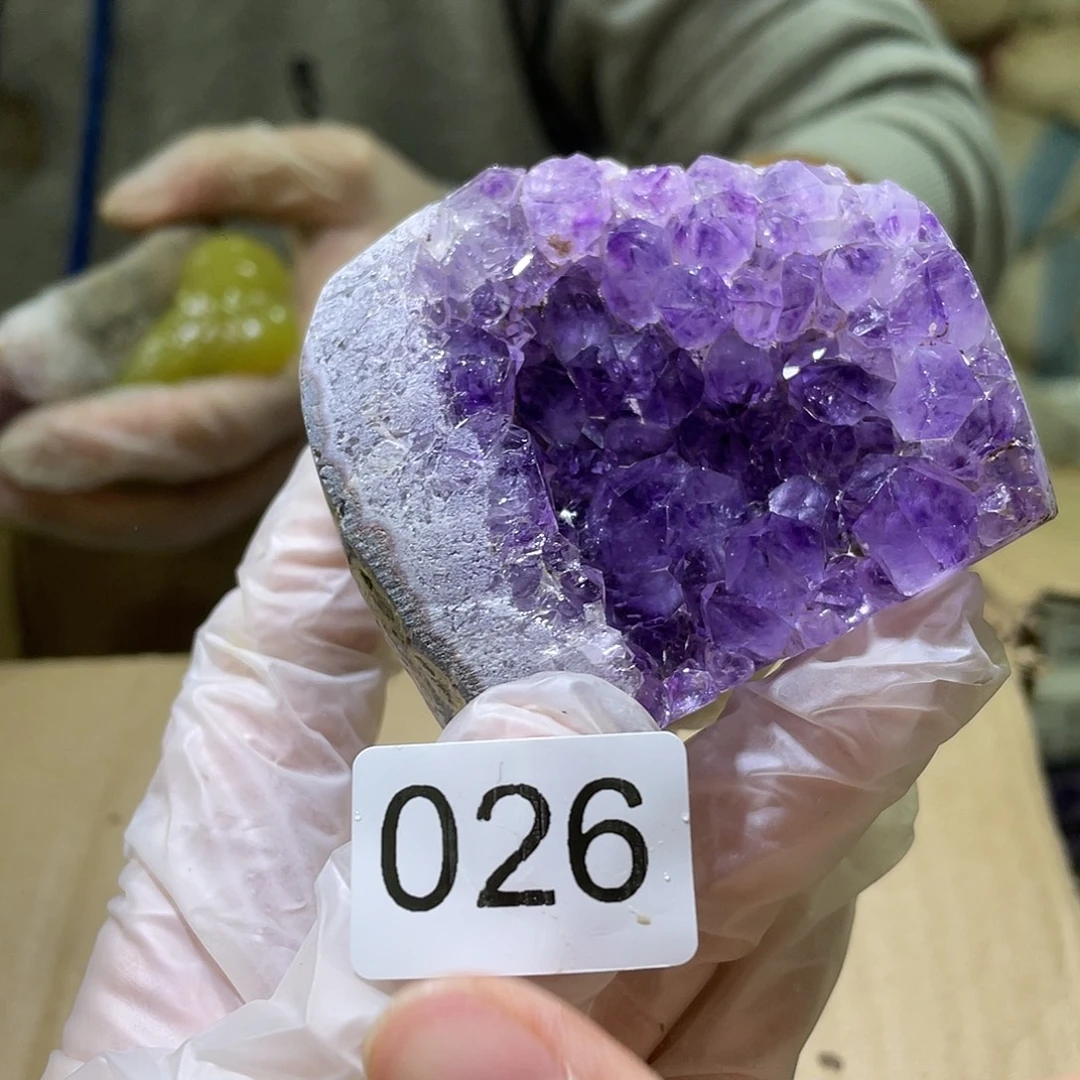 珠宝半成品水晶未镶嵌