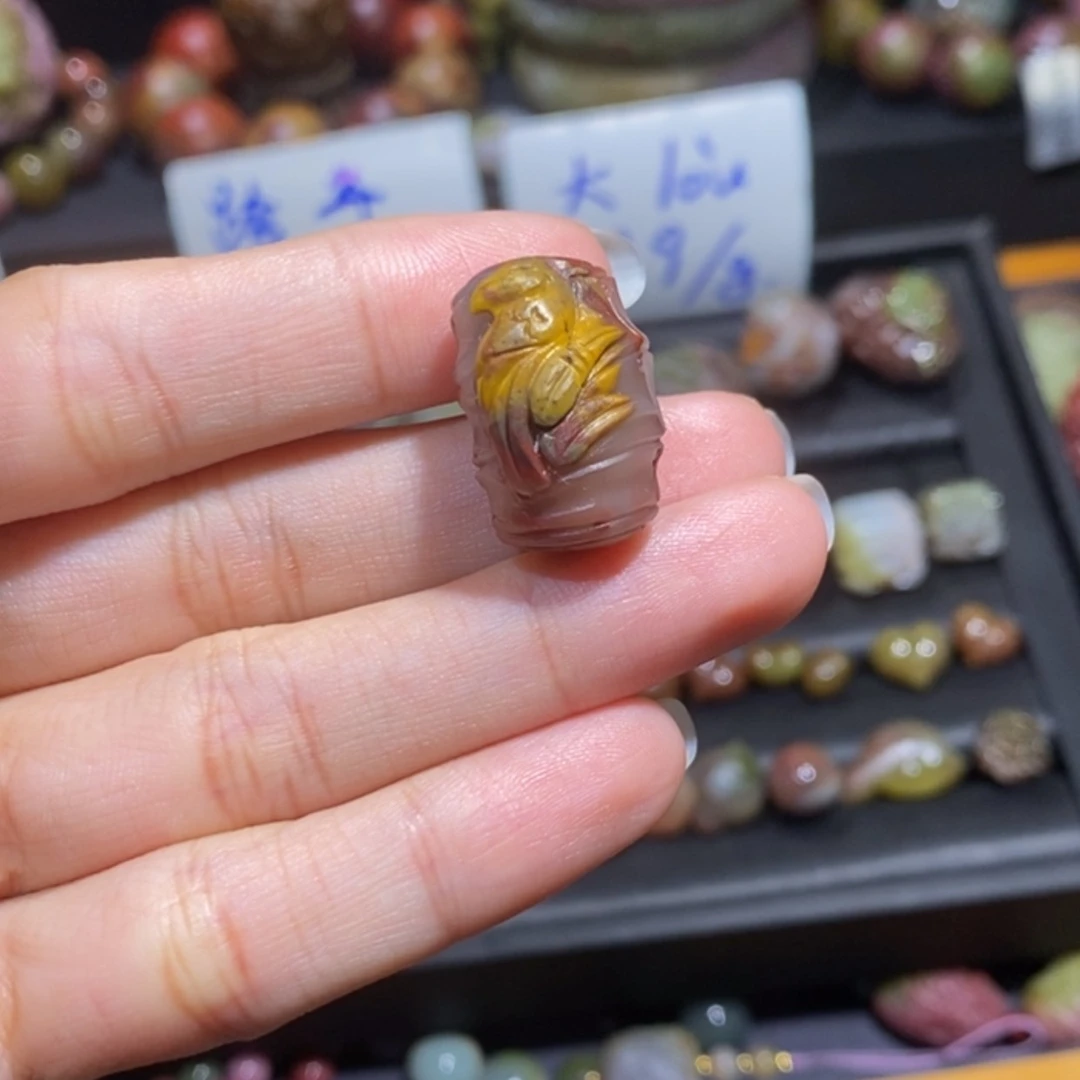 【闪购商品】未镶嵌手链玛瑙/玉髓盐源玛瑙。竹节