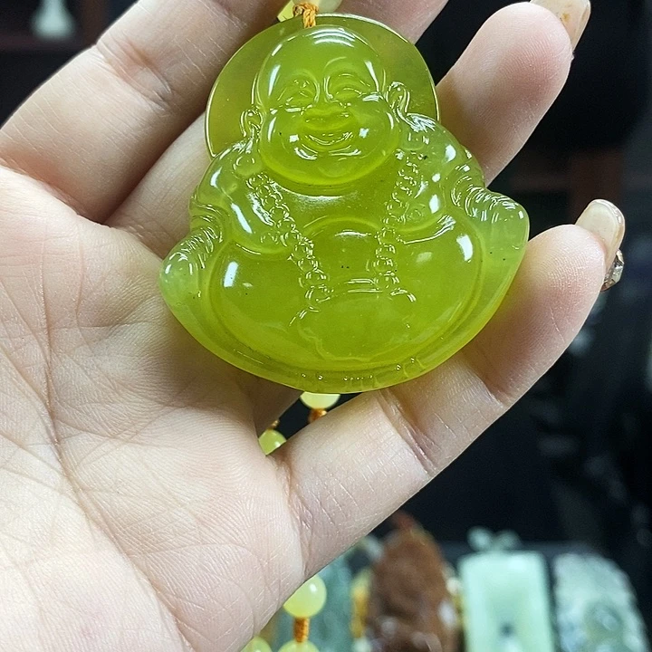 蛇纹石玉吊坠未镶嵌